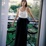 Aura Garrido Instagram - Día 1 @sansebastianfes presentando @amanecepelicula Cuando @andresgarlujan te hace fotos es muy difícil elegir…