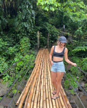 Aura Garrido Thumbnail - 7K Likes - Top Liked Instagram Posts and Photos
