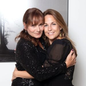 Aurélie Vaneck Instagram - About CHOUTEUCHE! ✨️

#love
Photos @chlartigephoto