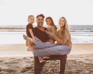 Aurora Culpo Instagram - When fear knocks at your door, send faith to answer and no one will be there.

During my divorce, I lost so much sleep worrying about things that never ended up happening. I dreaded breaking the news to my kids that mom and dad would live in separate houses. When I finally mustered up the confidence to have that conversation with them, their response was: “Cool. Can I have a cookie?” 😑

I worried about how I would support myself alone, live solo for the first time ever and start from scratch on a life I never prepared for. 

After a year of living together WHILE divorced, dragging our feet toward the inevitable, I finally moved into my own place. It hurt to leave behind the home I had designed every inch of, with so many memories as a family, and into a smaller rental which was not at all my ideal space. 

I knew things could go one of two ways: I could be a victim, or I could turn this shit into a Phoenix rising from the ashes🔥. I made a pact with myself that first day in my new place, August 4th, that I would feel every emotion fully & cut out everything I had used to numb: alcohol, xanax, (chocolate chip cookies could stay). 

Many days I didn’t see the a light at the end of the tunnel. However, I knew from experience that if you lean into faith, the universe will always meet you half way. I started my podcast & my career took off in ways I could have never imagined as I put one foot in front of the other with an unwavering single mindedness on strength and faith. ( & @doc_amen to get off adhd meds)

My relationship with my ex hasn’t been smoothe sailing every day, but we both made the choice to show a mutual respect even on the days we don’t fully feel it. We choose to lean into the shared love for our kids and an understanding that how we speak about eachother and treat eachother is potentially the greatest gift we can give our kids.

Of course some days are a bitch but if there’s one thing I’ve learned these past few years it’s that worry doesn’t take away tomorrow’s troubles, it takes away today’s strength- and we are so much stronger than we ever could have known ❤️