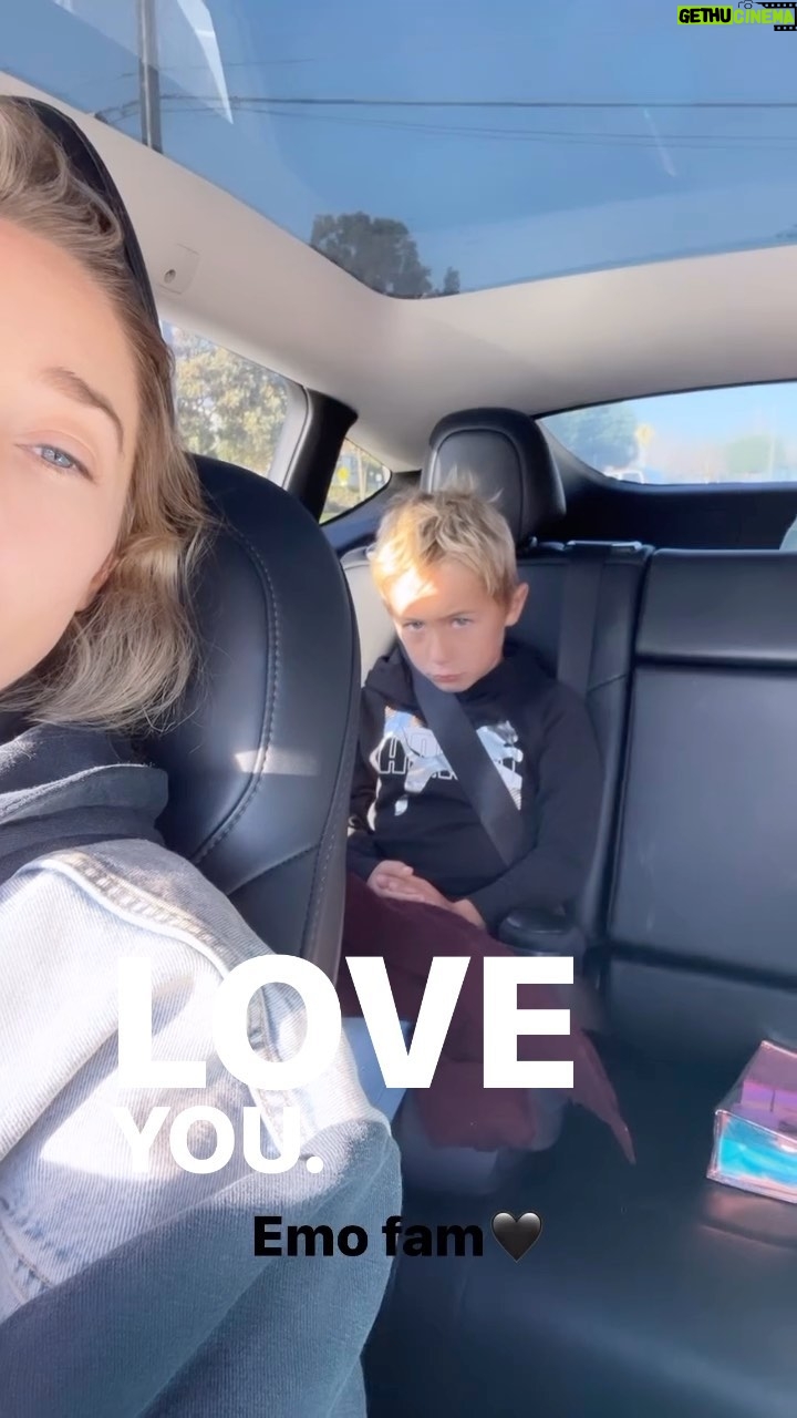 Aurora Culpo Instagram - We are morning people.
