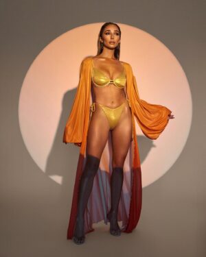 Aurora Culpo Instagram - It’s Sagittarius season!! 🔥🏹The time is here for a new random photo of me representing the zodiac phase ahead with a snarky yet accurate description of the qualities you can expect of the next few weeks.

I once heard Sagittarius people described as “preachy know-it-alls who are optimistic at all the wrong times”. As a rising Sag myself, I’m going to swallow my pride and admit that it’s not notttt accurate. 

Sagittarius is ruled by Jupiter, the planet of abundance, generosity, and luck. During this season you’re inclined to feel more optimistic and hopeful than usual. Don’t get too swept up in the season though because Jupiter is also the planet of excess, overconfidence, and creating some big ol’ chaotic mess due to carelessness.

Ceaselessly curious, Sagittarius is the third and final fire sign and represents a warmth spread to the collective. It is the “mutable” fire sign, with imminent change almost part of its dna, so no trouble switching things up. ( the other mutable signs are Gemini, Virgo and Pisces- meaning they are the last of a season, getting ready for a change).

Sag are adventurous lovers of both physical and intellectual exploration. They will find something they’re into and learn everything there is to know and then move on to the next thing. They love to take their learnings and spread them far and wide, like wildfire, to those who care and those who don’t alike. (like maybe gets a lot of schooling, works in a few fields and starts a podcast?🙋🏼‍♀️ or posts random stuff about astrology 90% of their followers don’t care about?).

Being the social justice defenders that they are, helping those in need comes natural to them- whether or not u want the help doesn’t really matter to them because honestly its kind of more about them and their instincts than you and your issues. 

Sagittarius forgive and forget easily making them terrible grudge holders. Although it’s hard for them to commit, due to their wanderlust and desirous nature, they will give their all to those who are as adventurous, thrill seeking, smart, and wild as they are.