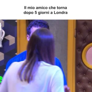 Aurora Leone Instagram - Aurora che scappa da Edoardo come noi scappiamo dai nostri problemi 

@primevideoit #LolChiRideÈFuori #Lol4it