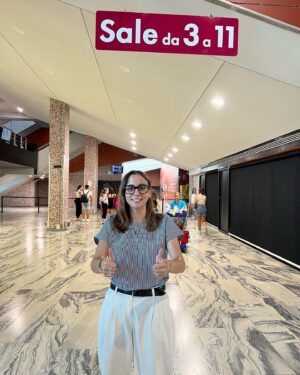 Aurora Leone Instagram - Andate al cinema, è molto bello.

Fino al 16 settembre potrete guardare i film italiani ed europei al cinema pagando solo 3.50 euro. In tutta Italia.
Scopri tutte le info e le sale aderenti su cinemarevolution.it
 #cinemarevolution #adv @mic_italia