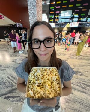 Aurora Leone Instagram - Andate al cinema, è molto bello.

Fino al 16 settembre potrete guardare i film italiani ed europei al cinema pagando solo 3.50 euro. In tutta Italia.
Scopri tutte le info e le sale aderenti su cinemarevolution.it
 #cinemarevolution #adv @mic_italia