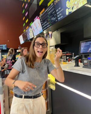 Aurora Leone Instagram - Andate al cinema, è molto bello.

Fino al 16 settembre potrete guardare i film italiani ed europei al cinema pagando solo 3.50 euro. In tutta Italia.
Scopri tutte le info e le sale aderenti su cinemarevolution.it
 #cinemarevolution #adv @mic_italia