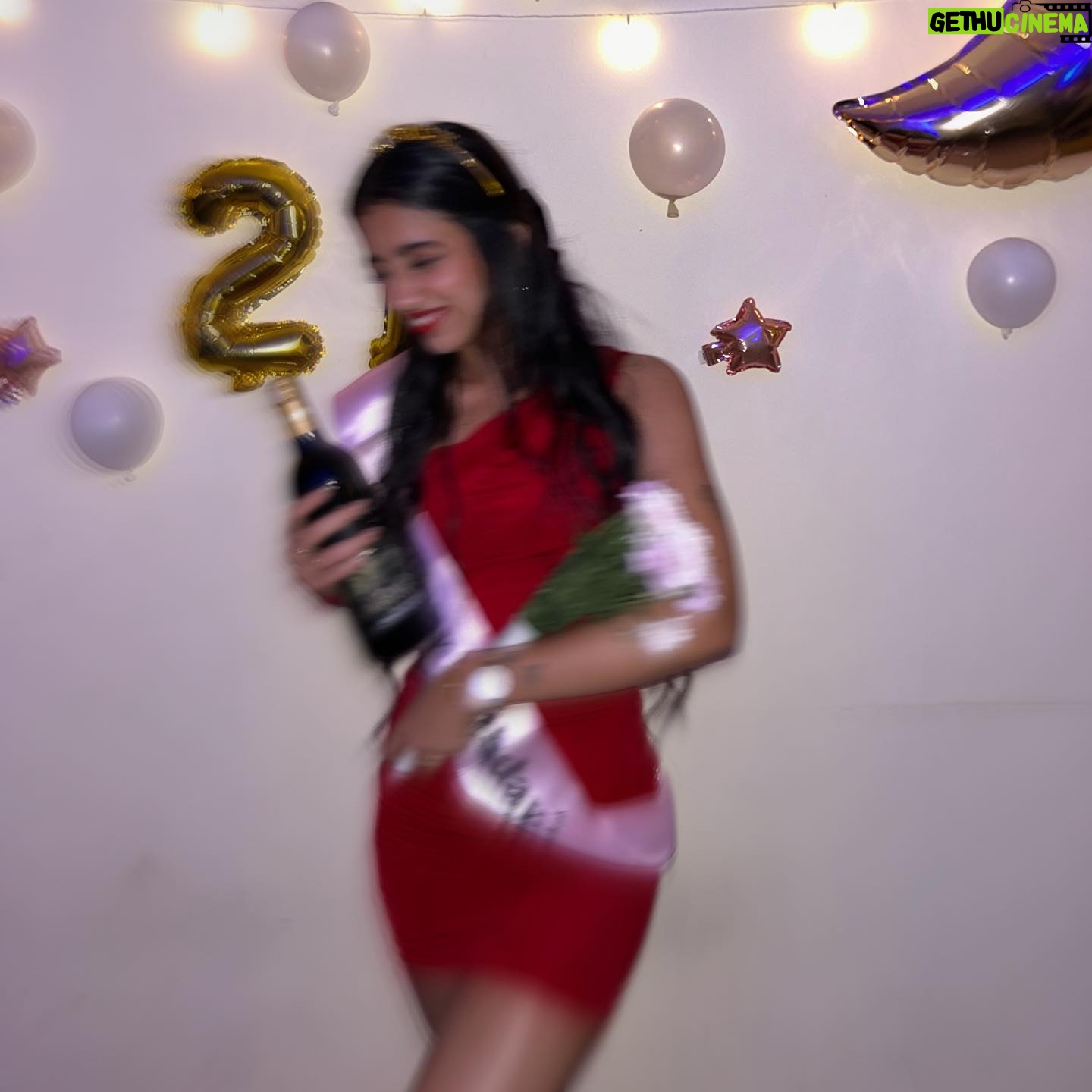 Avanthika Babu - 12.7K Likes - 16.09.23 ♥️
#avanthikababu #birthdayfit #septemberbaby #ootn