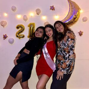 Avanthika Babu Instagram - 16.09.23 ♥️

#avanthikababu #birthdayfit  #septemberbaby #ootn