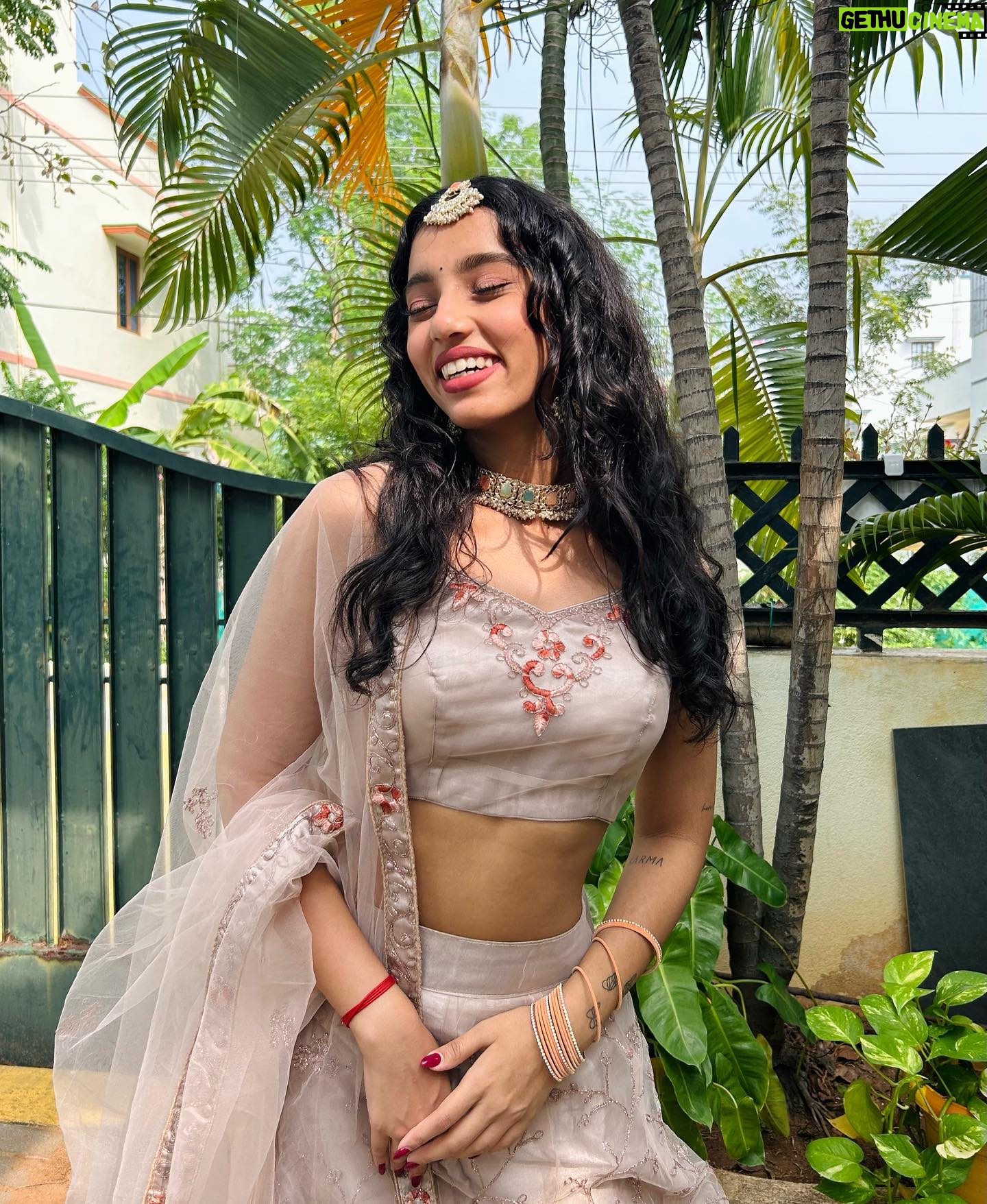 Avanthika Babu - 14.1K Likes - It’s okay to stop and stare 🫶🏻
#diwali #diwali2023 #ootd #diwalioutfit