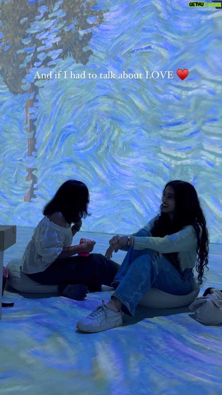 Avanthika Babu - 263.3K Likes - you & me, it’s a forever kind of thing ♥️
#sister #sistergoals #vangogh #vangogh360 #vangoghindia #avanthikababu #sibling