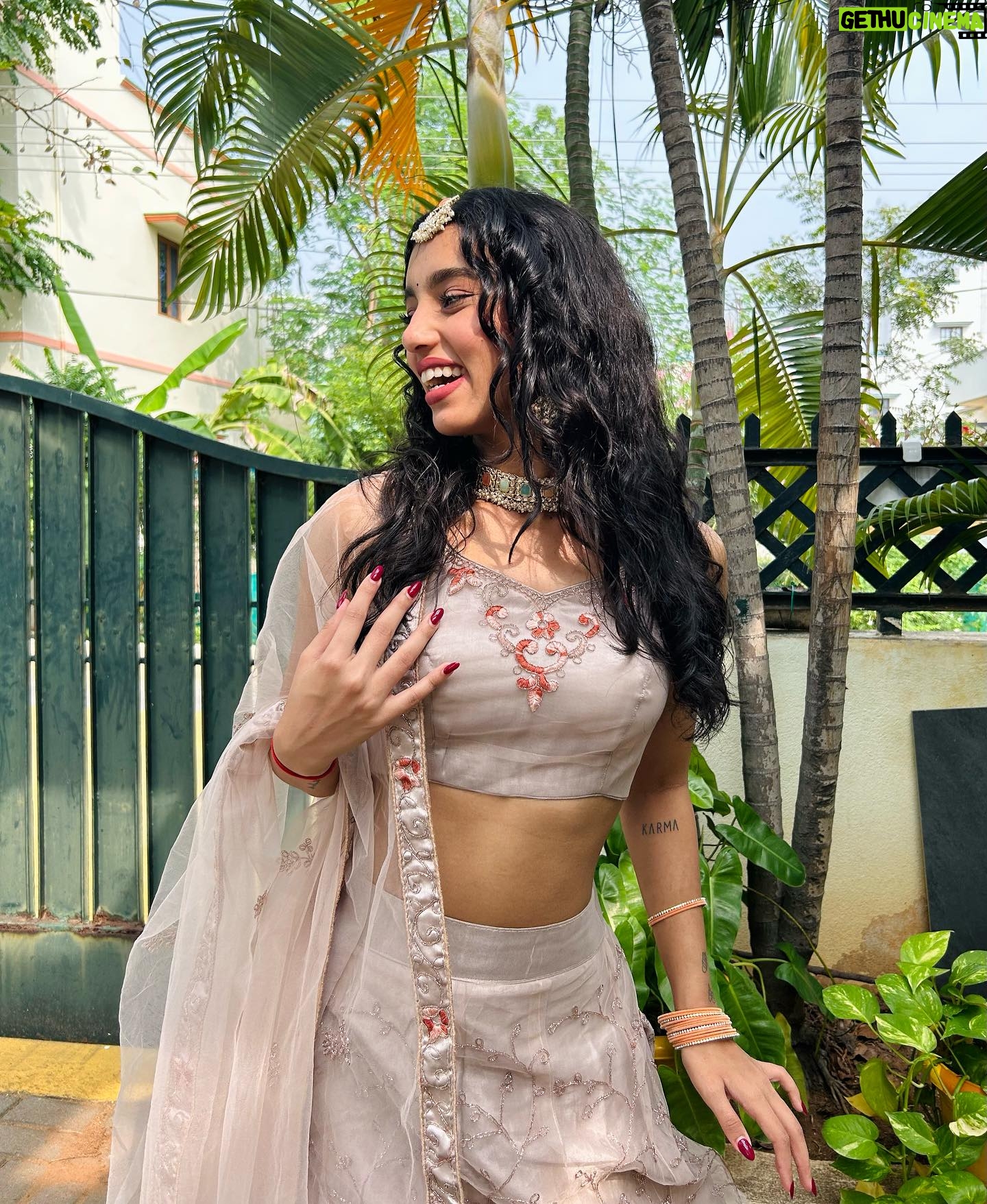Avanthika Babu - 14.1K Likes - It’s okay to stop and stare 🫶🏻
#diwali #diwali2023 #ootd #diwalioutfit
