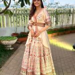 Avantika Dasani Instagram - Saanya veil love you forever ♥️ How precious it was for us to be there with you and for you and just to look at you! Look what a beautiful bride she made! Thank you nutttt for the weekend that was, cheers to the madness never stopping 🥂 Also wearing @rajdeep.ranawat.official (Pro trip wear a lovely lightweight lengha on shaadi day so you can do heavy lifting for your bridesmaids duties!)