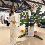 Avantika Dasani Instagram – @saturdayartclass is having it’s 4th edition of it’s student exhibition ✨
If you haven’t yet check it out to encourage the lovely kids and team, get to do cool workshops and experience the art and impact for yourself! , all while sippin’ on the same great coffee from @chas.in.tales

Haven’t been able to volunteer in awhile, but always the proudest of these kids and this team! Can’t wait to be back in a classroom with them

*Swipe for the reminder you need