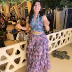 Avantika Dasani Instagram – Just a bunch of cool cats sending out their call for the disco ball 
@saanyasharma and @rahulvohra94 
🐯🪩⚡️

Wearing easy breezy @goablueslabel