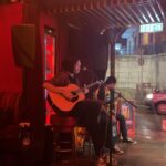 Avantika Dasani Instagram - An #HK minute #GirlsTrip Night Edition The perfect night: EAT! •Yardbird •Mott32 •Samsen (lots more) Then walk around and let the music pull you in. •Iron fairies • Stockton • LeBoudair • and ton of other little bars followed by •ebeenzer’s kebab/falafals 🤌🏽 And if you get lucky, you get some real good live music, (right place right time kinda thing) I got chills and warmth with john mayor tunes hitting the spot. Best way to end the night! #AdReccomends