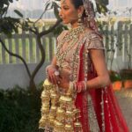 Avantika Dasani Instagram - Saanya veil love you forever ♥️ How precious it was for us to be there with you and for you and just to look at you! Look what a beautiful bride she made! Thank you nutttt for the weekend that was, cheers to the madness never stopping 🥂 Also wearing @rajdeep.ranawat.official (Pro trip wear a lovely lightweight lengha on shaadi day so you can do heavy lifting for your bridesmaids duties!)