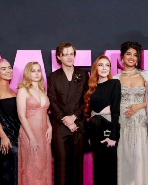 Avantika Vandanapu Instagram - @meangirls premiere. a dream come true. @meangirls is out in theaters everywhere TOMORROW! get your ticket 🏃‍♀️

thank you to everyone who made this possible. im so proud. and so incredibly grateful.