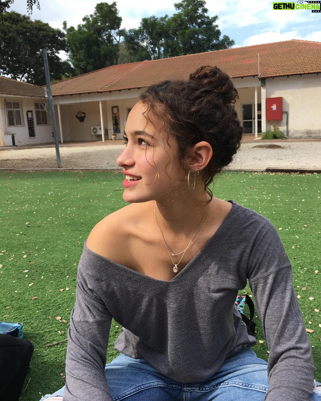 Aviv Buchler - 8.7K Likes - Bunday funday 🛵