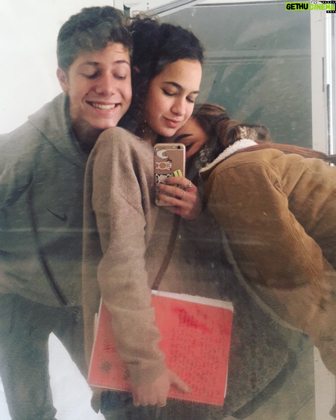 Aviv Buchler - 11.6K Likes - We will miss you dear dusty mirror #schoolsover🎠