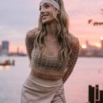 Avori Henderson Instagram - Smiley in New York 🌆😀 have you ever been to NYC? What are your thoughts on it?! 📸 @justdushawn Project: @bamboocreators #newyorkcity #nycfashion #nycstyle #newyorkfashionweek #newyorklife #nyfw2024 #nycinfluencer #newyorkphotographer #newyorkfashion #newyorkstyle #nycphotographer #newyorker #nycfashionblogger #fashionweek #nycblogger #newyorkcityphotography #newyorknewyork #highfashion