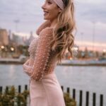 Avori Henderson Instagram - Smiley in New York 🌆😀 have you ever been to NYC? What are your thoughts on it?! 📸 @justdushawn Project: @bamboocreators #newyorkcity #nycfashion #nycstyle #newyorkfashionweek #newyorklife #nyfw2024 #nycinfluencer #newyorkphotographer #newyorkfashion #newyorkstyle #nycphotographer #newyorker #nycfashionblogger #fashionweek #nycblogger #newyorkcityphotography #newyorknewyork #highfashion
