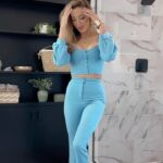 Avori Henderson Instagram - It’s Miss AZ USA check-in day! But funny story… I literally just broke the zipper on this outfit so now I have to find another outfit to wear… and quick! 🤣😭 Stay tuned! And make sure to ask a question in my story for a feature in my next video @missusa @missazusa #pageant #pageantgirl #missusa #missazusa #queen #beauty #style