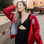 Avori Henderson Instagram - Swipe to see what’s inside 👀 ➡️ I was nominated for “Most Strategic Player” so go vote for me 🔥 🔗 link in bio Voting ends May 29th and you can vote once a day 🗳️ Winners will be announced at the Netflix Summer Break Event 🏖️ May 30! #NRU #NetflixRealityUniverse #netflix #realitytv #reality #realityshow