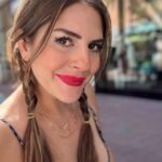 Ayça Erturan Instagram - I’m done adulting, lets be mermaids 🧜🏻‍♀️ ✨✨✨