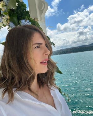 Ayça Erturan Instagram - Birtakım Ayçalar🥸🤸🏻‍♀️