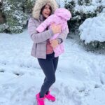 Ayça Erturan Instagram - İlk “Nova” tanesi karla buluştu 💫 ❄️ 🥲 @novakirca #novakırca #87günlük #supernova
