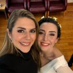 Ayça Erturan Instagram - Nikahına beni çağırdı sevgilim, istedi şahidi oldum onun🥹🥹 👰🥂💐🧚🏻‍♀️💕 @sezgiiiiii @oylediilboyle @burakmlksh
