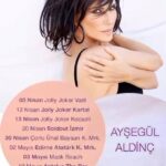 Ayşegül Aldinç Instagram - Bahar buluşmalarımızdan bir demet…🌸🌷💞🌺 #ayşegülaldinç #konser #jollyjokervadiistanbul #jollyjokerkartalistmarina #jollyjokerkocaeli #çorluünalaysankültürmerkezi #edirneatatürkkültürmerkezi #maskbeachbeylikdüzü #thebarantalya