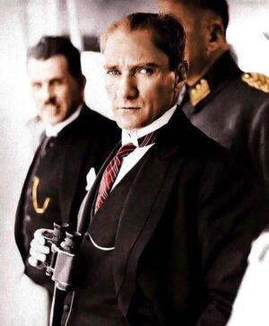 Ayşegül Aldinç Instagram - Spor yazarı babam rahmetli Orhan Aldinç sosyal medya zamanına yetişebilseydi o da bugün O’nu paylaşırdı…♥️🌹
#mustafakemalatatürk 
#gazimustafakemalatatürk 
#atatürk