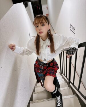 Aya Hirano Instagram - 【AYA HIRANO LIVE TOUR 2024 〜RE:BOOT〜】
⁡
5日目・福岡DRTM Be-1
⁡
あっという間に本公演のラスト！
11年前のFRAGMENTS TOURと同じライブハウス。
あの時は七夕で、また福岡でライブが出来ますようにという願いが11年越しに叶いました…✨
⁡
本公演ラストらしい、噛み締めるようなライブに。
止まっていた時の流れが一気に動き出した気がしました。
⁡
いよいよ残すところ、あと１公演。
3月3日の追加公演のみです。
もう終わっちゃうの…⁈
寂しい💦
⁡
⁡
#REBOOTTOUR2024
#ayahirano #平野綾
⁡
⁡
2024年2月17日(土)【愛知】NAGOYA JAMMIN’ 16:30/17:00
2024年2月18日(日)【大阪】Yogibo META VALLEY 16:30/17:00
2024年2月23日(金・祝)【東京】代官山UNIT 16:30/17:00 ※SOLD OUT！
2024年2月24日(土)【京都】京都FANJ 16:30/17:00
2024年2月25日(日)【福岡】DRUM Be-1 16:30/17:00
⁡
《追加公演》
2024年3月3日(日)【東京】神田スクエアホール 16:00/17:00
 
⁡
 
【追加公演 プレイガイド先着先行】
イープラス：https://eplus.jp/hiranoaya/
チケットぴあ：https://w.pia.jp/t/hiranoaya2024/　
ローソンチケット：https://l-tike.com/ayahirano/　
受付期間：2024年2月15日(木) 15:00 ～ ※予定枚数に達し次第、販売終了
 
⁡
【ライブハウス公演のチケット購入はこちら】
mu-mo TICKET：http://r.y-tickets.jp/hiranoaya2401
イープラス：https://eplus.jp/hiranoaya/
チケットぴあ：https://w.pia.jp/t/hiranoaya2024/　
ローソンチケット：https://l-tike.com/ayahirano/
CNプレイガイド：http://cncn.jp/ayahirano/
楽天チケット：https://r-t.jp/ayahirano
