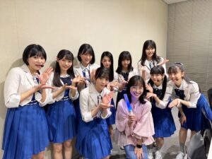 Aya Shibata Instagram - ㅤㅤㅤㅤㅤㅤㅤㅤㅤㅤㅤㅤㅤ
ㅤㅤㅤㅤㅤㅤㅤㅤㅤㅤㅤㅤㅤ
昨日のアベプラに出演日ではありませんが
僕青さんのライブが観たくて凸してきました😾❤️‍🔥w
きらっきらしていました、、！

ㅤㅤㅤㅤㅤㅤㅤㅤㅤㅤㅤㅤㅤ
なんとスタッフさんが写真も撮ってくださって
お疲れのところありがとうございました🥰

本当に本当にみなさん可愛かった！
きらめいていました🫶🫶🫶🫶🥹🥹
ㅤㅤㅤㅤㅤㅤㅤㅤㅤㅤㅤㅤㅤ
今日現場向かう時も聴きながら向かってましたぜ😎☁️
アベプラは見逃し配信ありますのでぜひご覧くださいー！
ㅤㅤㅤㅤㅤㅤㅤㅤㅤㅤㅤㅤㅤ
ㅤㅤㅤㅤㅤㅤㅤㅤㅤㅤㅤㅤㅤ
#僕が見たかった青空 #僕青 さん #柴田阿弥 #アベプラ #オタ活
