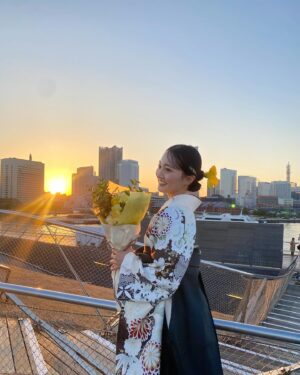 Ayaka Yamamoto Instagram - ⁡
⁡
#第113回看護師国家試験 に合格いたしましたことを
ご報告させていただきます。
⁡
⁡
皆様、お久しぶりです☺︎
3年間の学校生活を終え、また新しいスタートラインに立ちました！
⁡
コロナ禍でグループを卒業し、看護の世界へ飛び込みました。
感染対策を行いながら学習環境を整えてくださった実習指導者ならびに先生方のおかげで臨地実習を変わらず実施し、学習することができました。
学校生活ではこれまでとはまた違う大変さがありましたが、どんな時も一緒に頑張ってきた友人と、支えてくれた家族の存在、またグループ時代に応援していただいたファンの方々のおかげで充実した学生生活を送ることができました！ありがとうございます☺︎
⁡
今後もより一層精進し #看護師 として精一杯頑張ります！
⁡
⁡
⁡

山本彩加