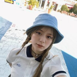 Ayaka Konno Instagram - non-no6月号、発売です🫧
Tシャツ1枚でも過ごせる季節が嬉しい！
今回も可愛いお洋服たくさんです🫶
ぜひチェックしてみてください🙆‍♀️