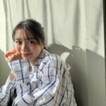 Ayaka Konno Instagram - ノンノ3月号、発売です🫶 お洋服が春めいてきて嬉しい☘️ ぜひご覧ください〜！