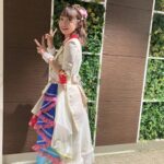 Ayaka Ohashi Instagram - #異次元フェス アイドルマスター⭐❤ラブライブ！歌合戦にご来場、ご視聴いただいた皆様ありがとうございました✨ #アイラブ歌合戦_day2 に島村卯月役で出演いたしました！ アーカイブもありますので、見逃した方、もう1回みたい！という方はぜひご覧ください🤭 1つめ→こっち向いて〜。 2つめ→後ろ向いて〜。 3つめ→まわって〜。(ちょっと中心ずれました。) です！ 引き続き応援のほどよろしくお願いします🙇(スタッフ) #アイラブ歌合戦 #idolmaster #大橋彩香
