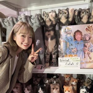 Ayaka Ohashi Instagram - インドネシア到着しました〜✈️
初ジャカルタ！！

たっちぃZOOのブースにてふーみらもいます🐈
明日はAFAインドネシア楽しみです✨

#大橋彩香 
#ayakaohashi 
#AFAID24