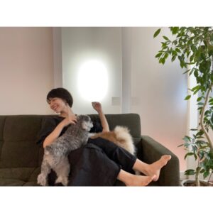 Ayako Yoshitani Instagram - 吉谷彩子、

ショートカット復活しました😌