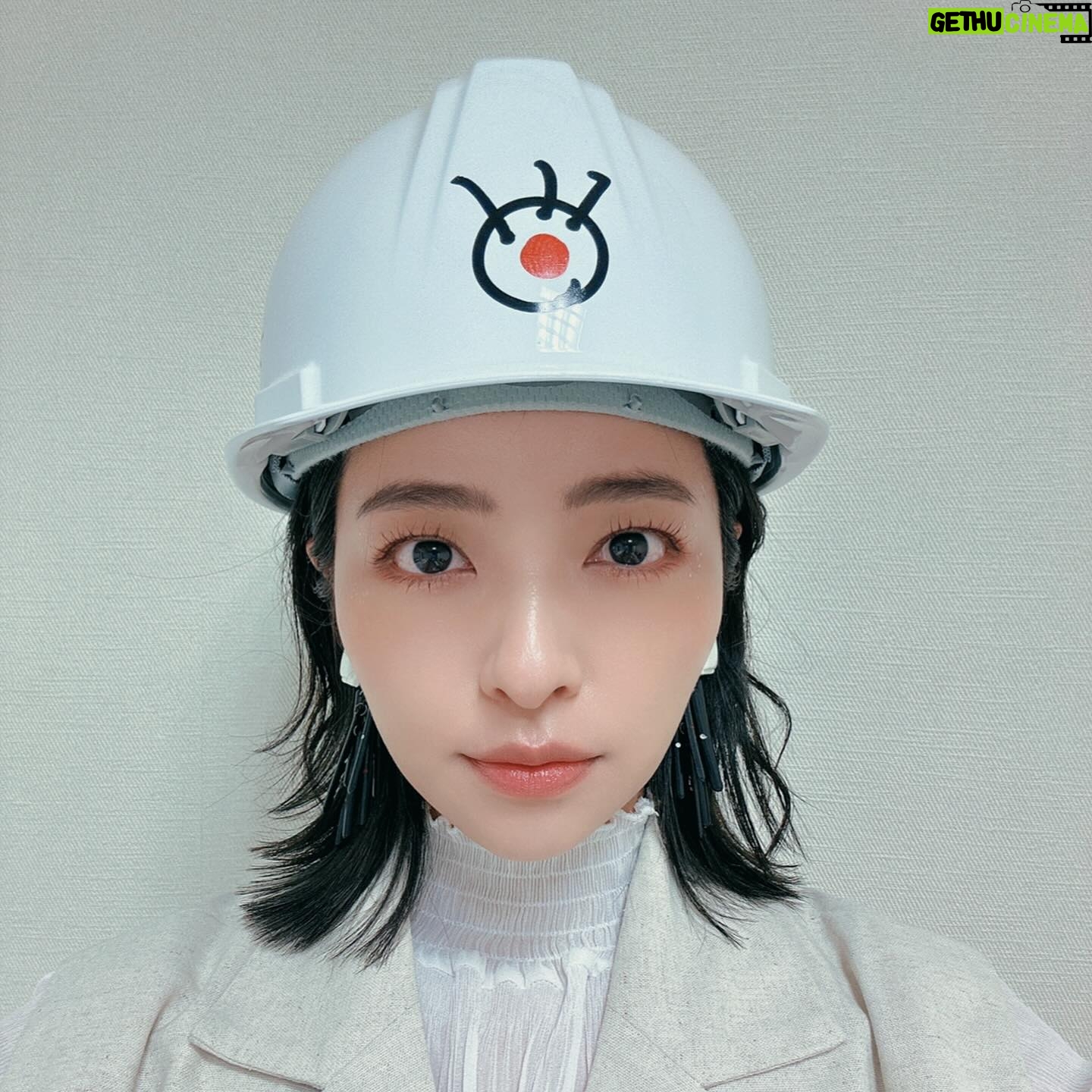 Ayame Misaki - 26K Likes - 2023年は仕事もプライベートもかなり充実した年でした。
コロナも落ち着いてさまざまな土地や国にも行けたので、来年はもっとたくさんロケでも、旅行でも、行きたいなぁと思っています💫
今年はドラマや映画も、10作品ほど参加させてもらえてまだ情報解禁になっていないものも多数あるので来年お楽しみに🤍
これからも応援よろしくお願いします!どこかで会えるといいね!素敵な年末年始をお過ごしください。
#happynewyear #2023 #memory