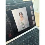 Ayame Misaki Instagram - 肝臓を奪われた妻 本日第2話。 オフショット📷 wedding dressも着てすごく幸せだったのに… 北山優香…絶対に許さない。。。😡😡😡🩷 #カン妻