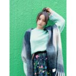Ayame Misaki Instagram - Miss Green day💚💚💚 今日はとっても寒かったぁ。 何枚目がすき？ 📷 @r.ph0923 👚 @noisemaker_jpn 🧣 @noisemaker.ceo.designer #ootd #fashion #ootdfashion #camera #photo #photography #photooftheday #photographer #しふく#私服
