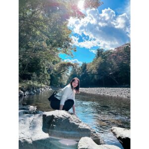 Ayame Misaki Instagram - 謹んで新年のご挨拶を申し上げます。

まずは本題に入る前に、
能登半島地震で被災や多大な影響を受けた皆様、航空機事故でご心痛のある皆様に、 心よりお見舞い申し上げます。

今年は1日から苦しいニュースばかりでとても心苦しいのですが
負けずに平穏な日常を送れるよう公私共に頑張っていきたいと思います。

みなさまにとって素敵な年になる事を祈っています。