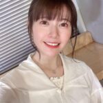 Ayana Taketatsu Instagram - 本日のお衣装。 白ワンピ！ 大きな襟が、アンリっぽい☺️ #あやちの衣装 #PAMEOPOSE #勇者が死んだ！