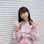 Ayana Taketatsu Instagram - 先日のイベントの時のお写真。 こういう花柄、最近あんまり着てなかったので新鮮！ #ADELLY #あやちの衣装