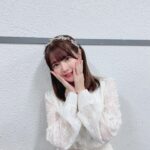 Ayana Taketatsu Instagram - 五等分の花嫁スペシャルイベントに ご来場のみなさま、 ライブビューイングをご覧のみなさま どっちも見られなかったけど応援してくださっていたみなさまも 本当に本当に ありがとうございました💜 私は無事に出演できるのかしら…とドキドキしていた約1年。 ちゃんとハッピーなきもちで今日を迎えることができて、とても嬉しいです☺️ ラブ☆バケーションも歌えた！！ たくさんの声援ありがとうございました😊 そしてそして、新作アニメもどうぞお楽しみに！ 皆様とまたお会いできる日を楽しみにしています！ そして余談ですが！ この日の為に体型やら体力を戻す為にダイエットや筋トレをしておりましたが…！ 結果、半分は戻すことができました🙌 ここからはゆっくりベストコンディションにもっていきたいと思います。 あーーー 楽しかったあーーー☺️💕 #五等分の花嫁 #二乃 #竹達彩奈
