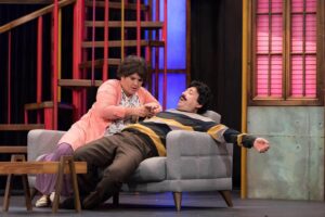 Ayça Damgacı Instagram - Akşama görüşmek üzere 😍@guldurguldur #güldürgüldürshow #güldürgüldür