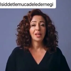 Ayça Damgacı Instagram - #cinselşiddetlemücadelederneği #öyledeğilböyle @cinselsiddetlemucadeledernegi